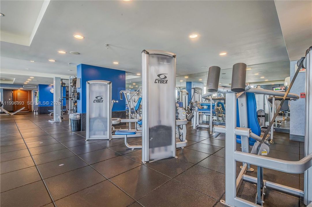 Active With Contract: $749,000 (3 beds, 2 baths, 1336 Square Feet)