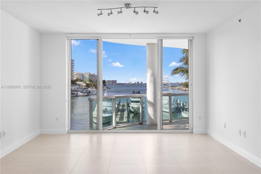 Active With Contract: $749,000 (3 beds, 2 baths, 1336 Square Feet)