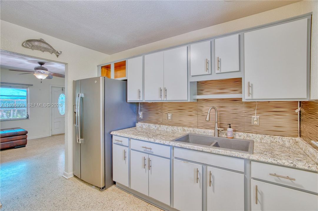 En Venta: $569,000 (0 camas, 0 baños, 1450 Pies cuadrados)