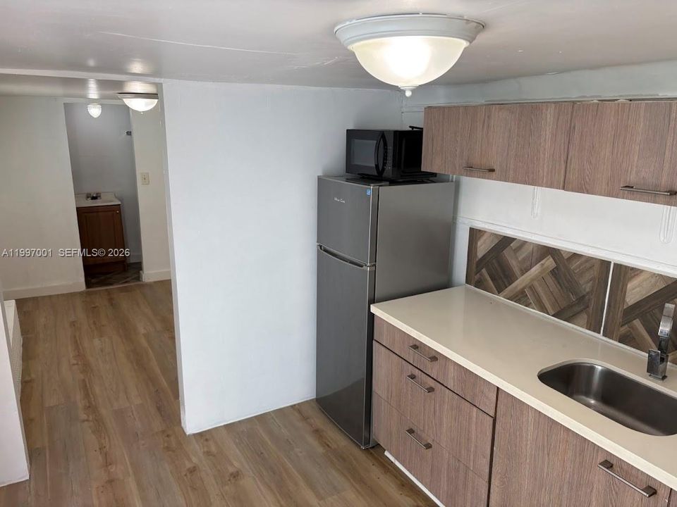For Sale: $500,000 (4 beds, 3 baths, 1428 Square Feet)