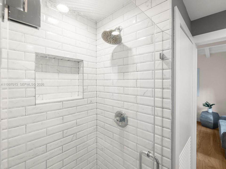 Active With Contract: $1,325,000 (3 beds, 2 baths, 2242 Square Feet)