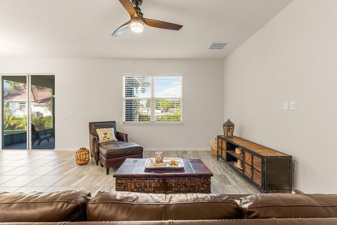 368-Sandcrest-Cir-HigMedia-012-1280