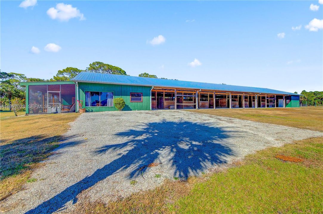 For Sale: $5,999,999 (161.00 acres)