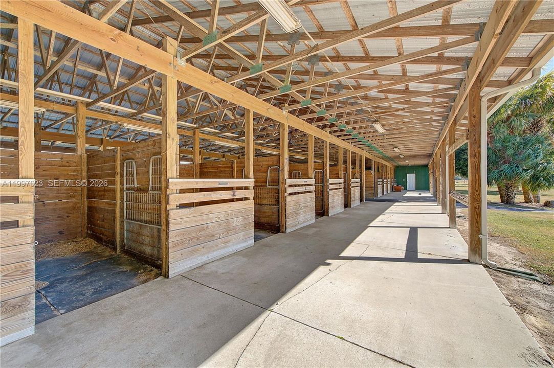 For Sale: $5,999,999 (161.00 acres)
