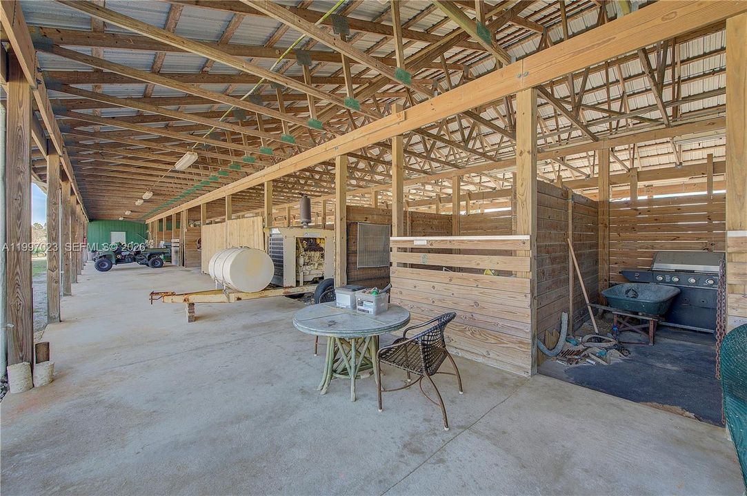 For Sale: $5,999,999 (161.00 acres)