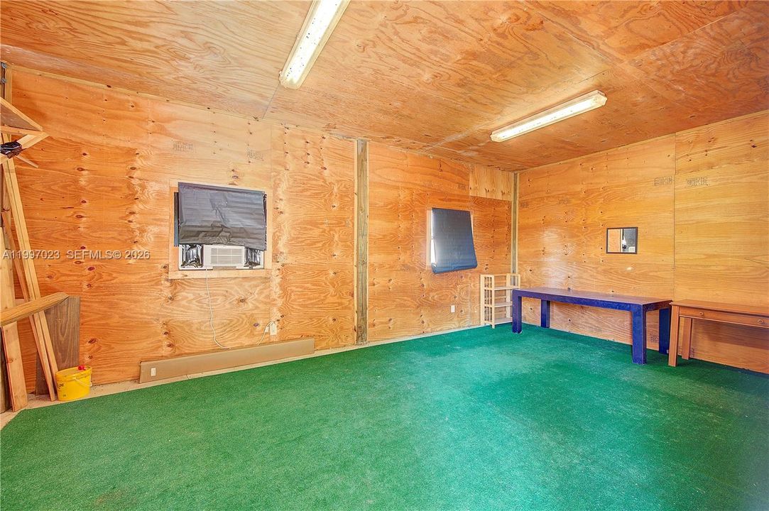 For Sale: $5,999,999 (161.00 acres)