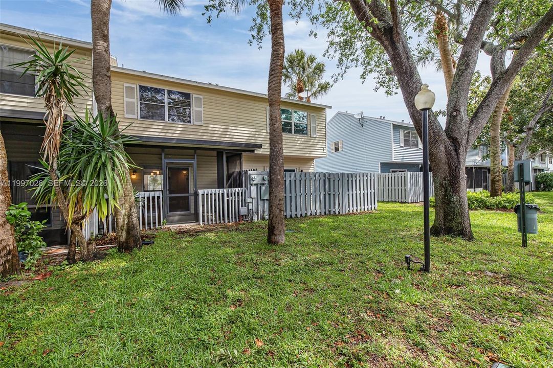Back of townhome