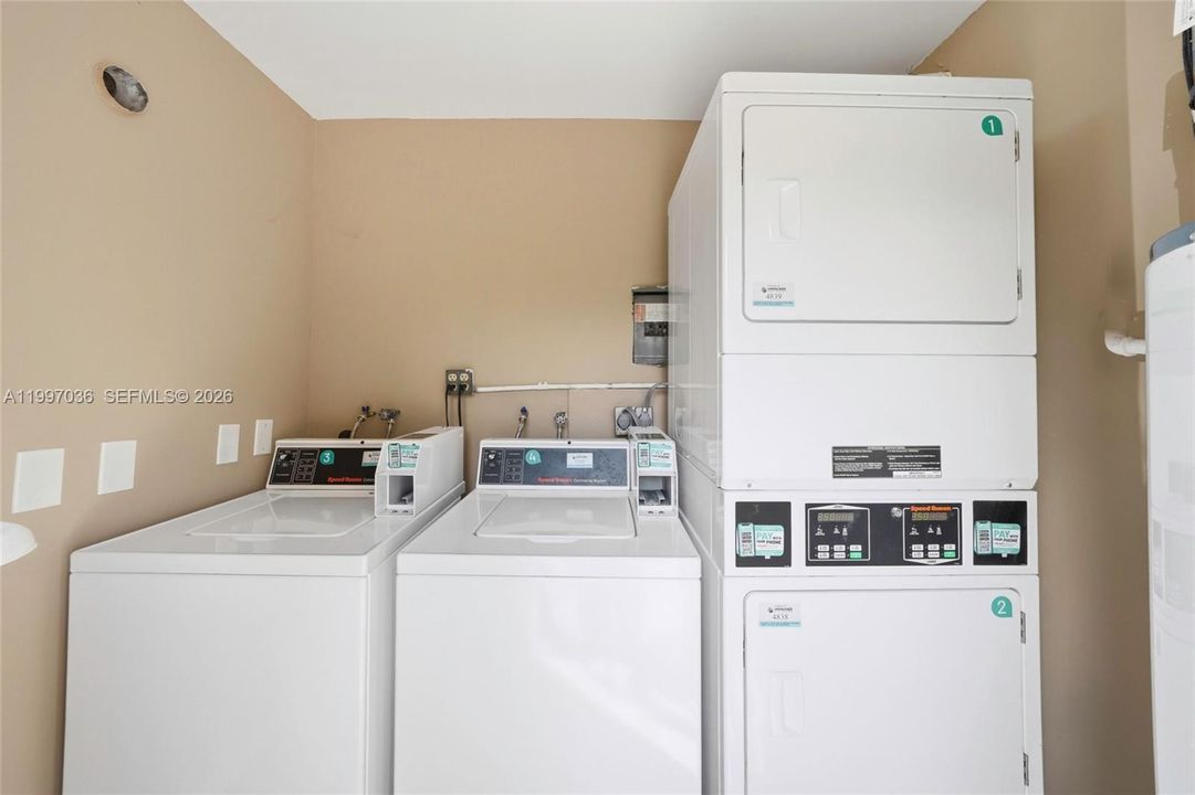 For Sale: $192,000 (1 beds, 1 baths, 600 Square Feet)