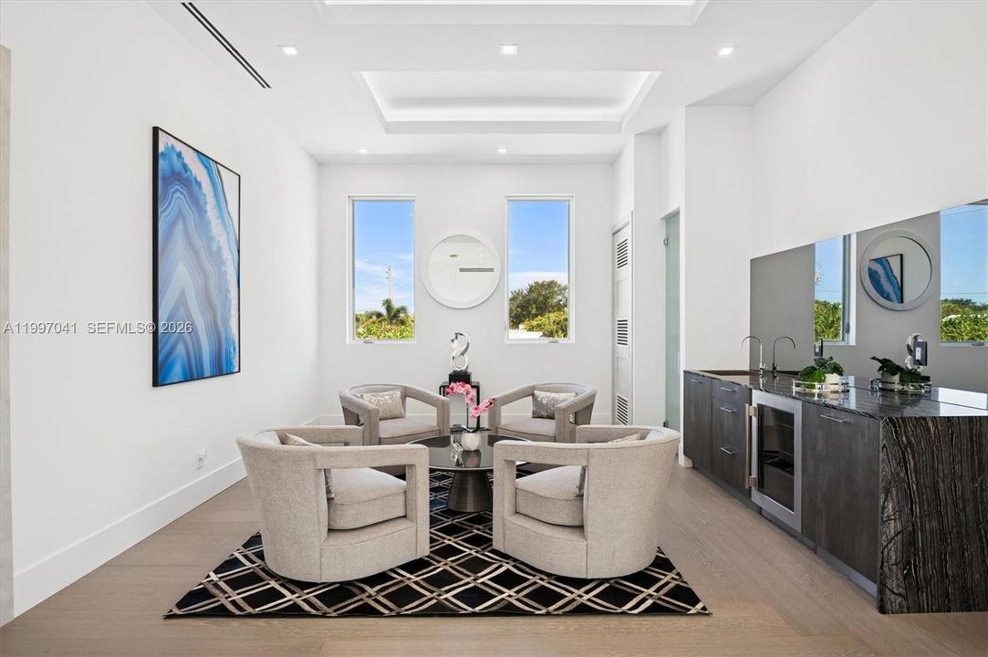For Rent: $27,500 (5 beds, 5 baths, 5024 Square Feet)