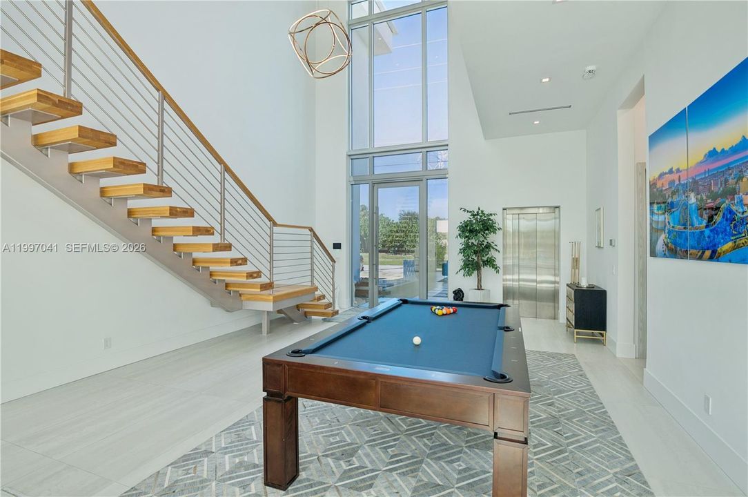 For Rent: $27,500 (5 beds, 5 baths, 5024 Square Feet)