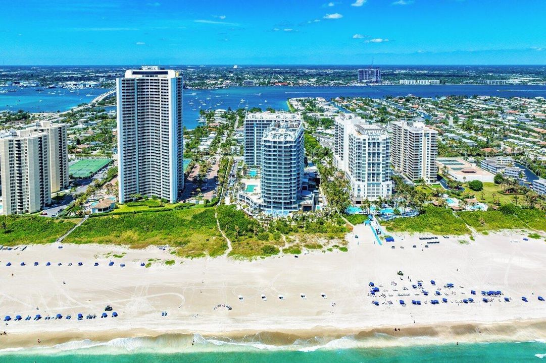 058-3100NorthOceanDrive-1505P-RivieraBea