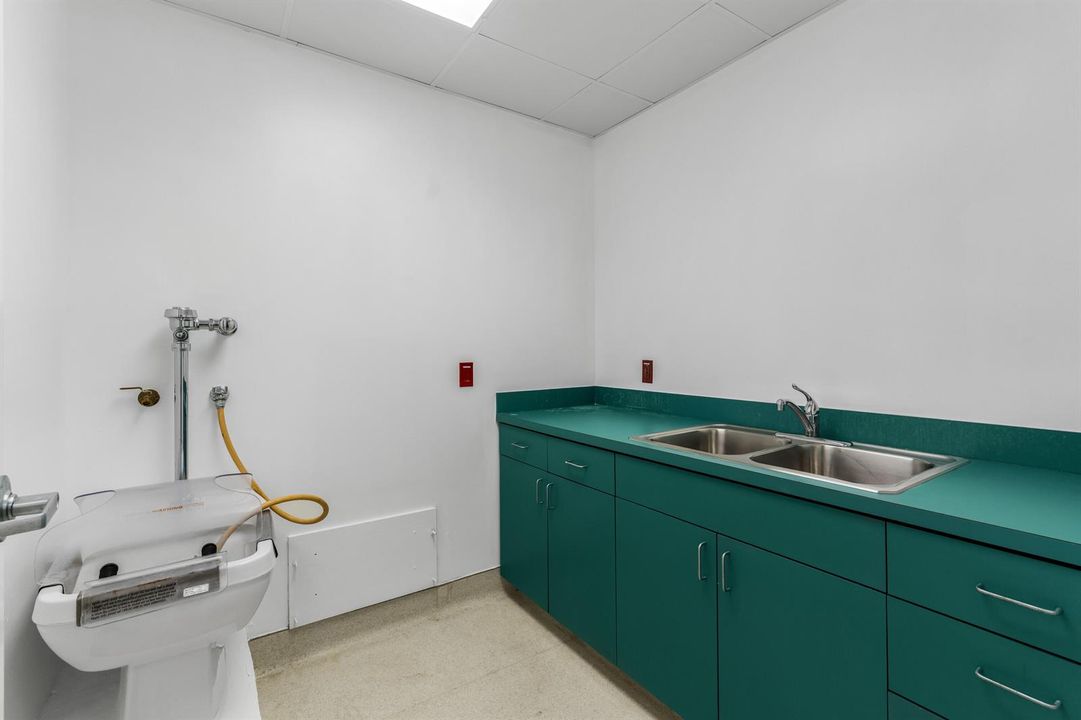 845-37th-Pl-HigMedia-034