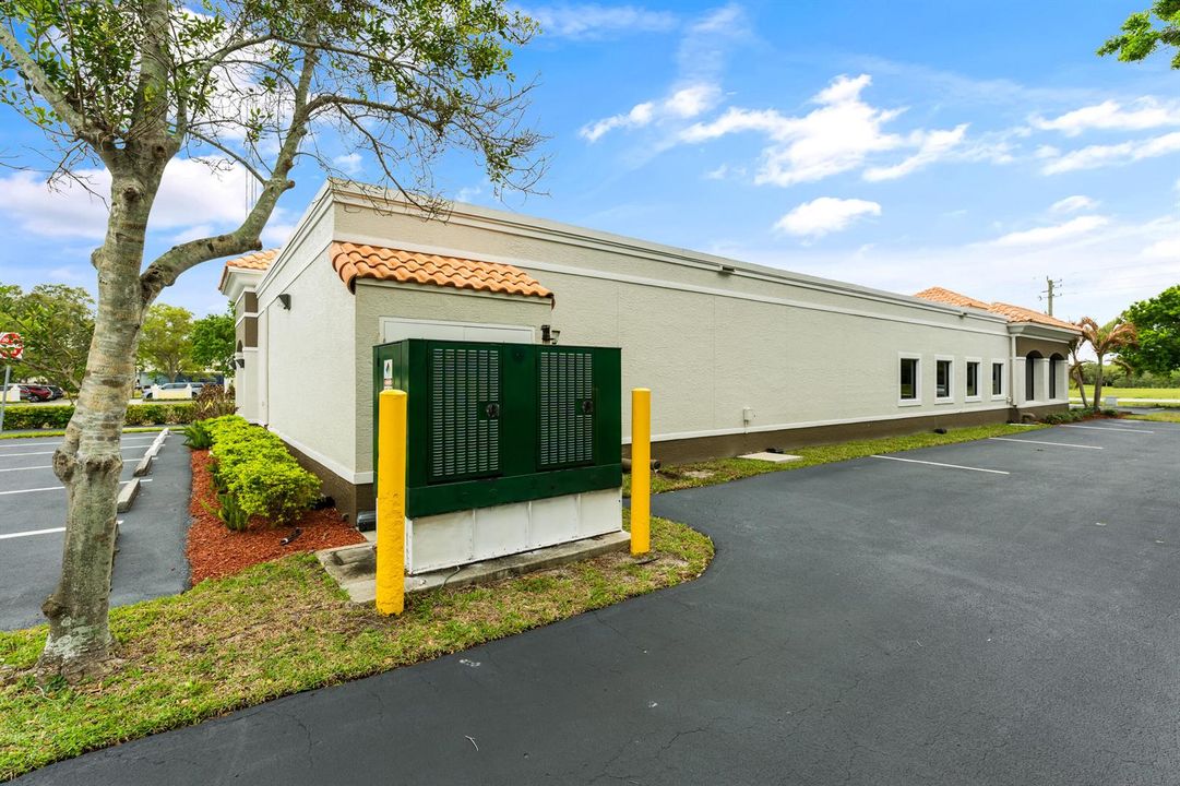 845-37th-Pl-HigMedia-039