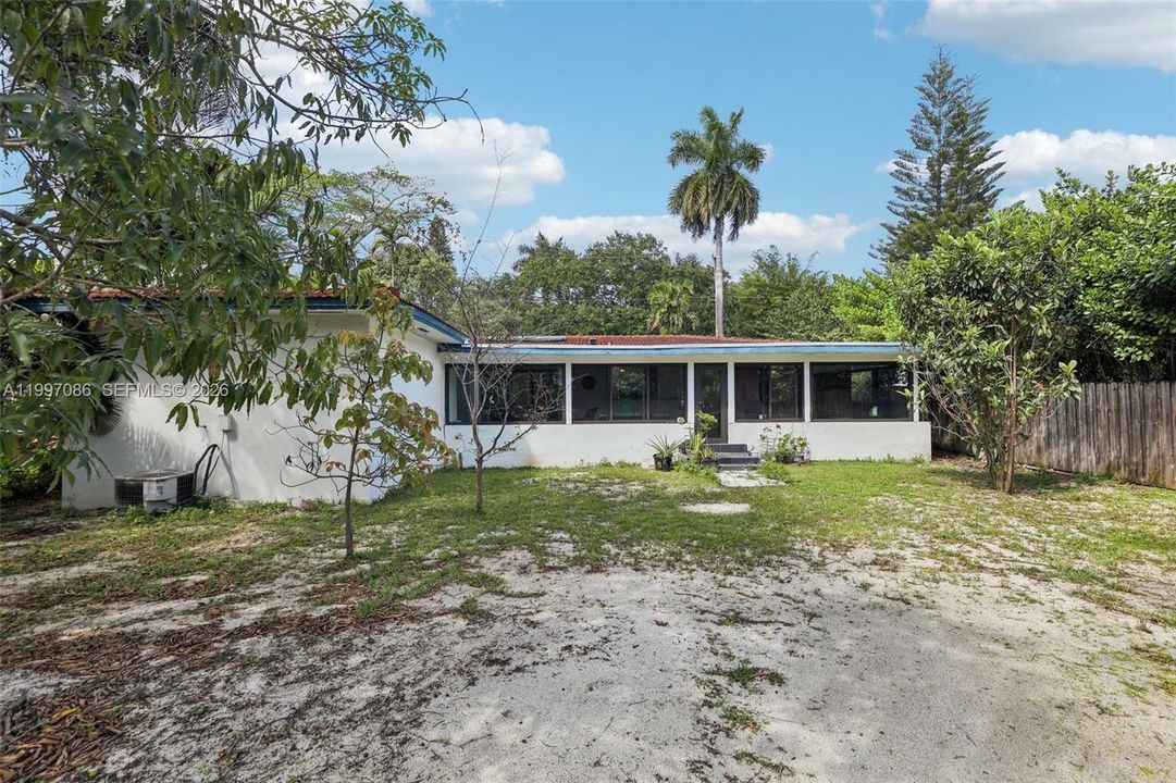 En Venta: $1,799,900 (3 camas, 3 baños, 2159 Pies cuadrados)
