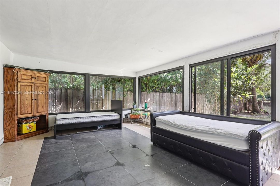 En Venta: $1,799,900 (3 camas, 3 baños, 2159 Pies cuadrados)