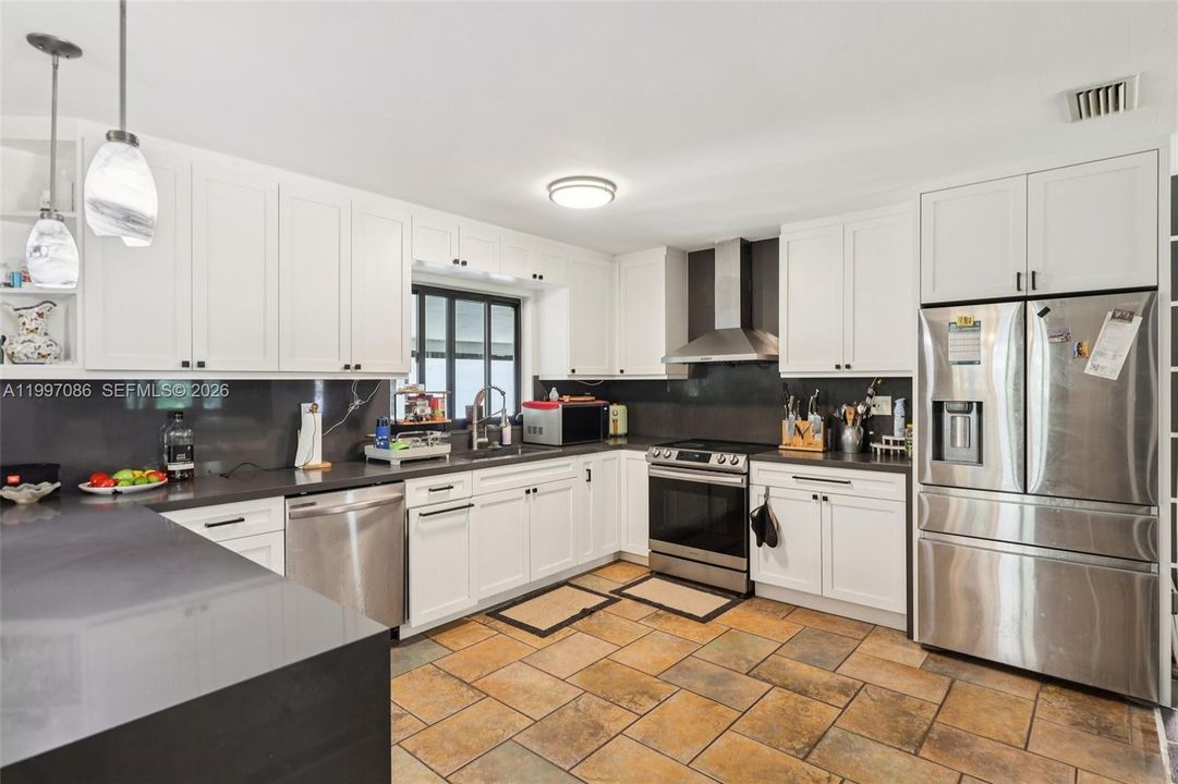 En Venta: $1,799,900 (3 camas, 3 baños, 2159 Pies cuadrados)