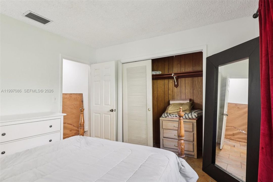 En Venta: $1,799,900 (3 camas, 3 baños, 2159 Pies cuadrados)