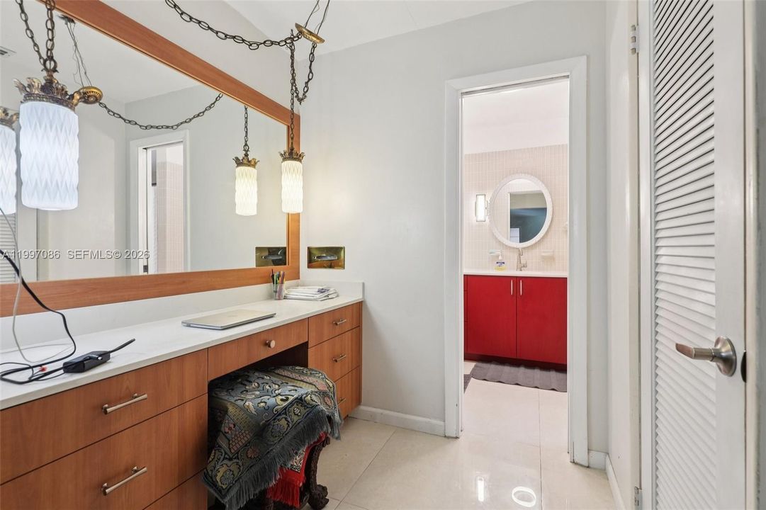 En Venta: $1,799,900 (3 camas, 3 baños, 2159 Pies cuadrados)