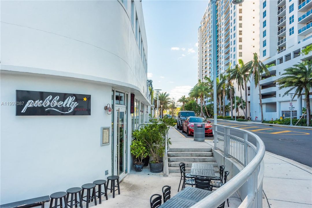 For Sale: $2,200,000 (4 beds, 2 baths, 2112 Square Feet)