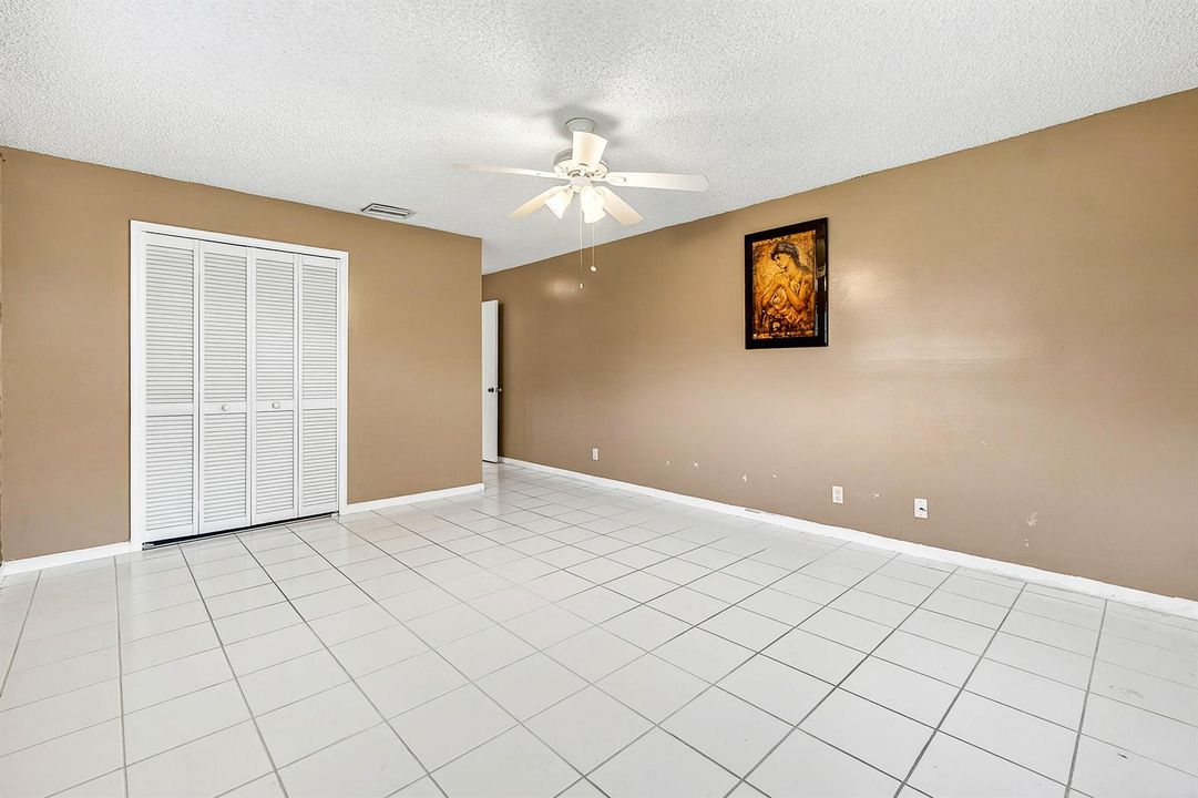019-4717RobinwoodTerrace-A-BoyntonBeach-