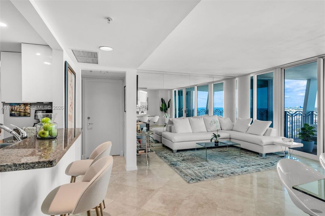 For Sale: $2,300,000 (2 beds, 2 baths, 1530 Square Feet)
