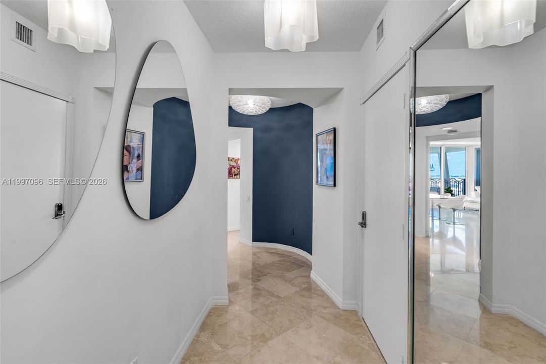 For Sale: $2,300,000 (2 beds, 2 baths, 1530 Square Feet)