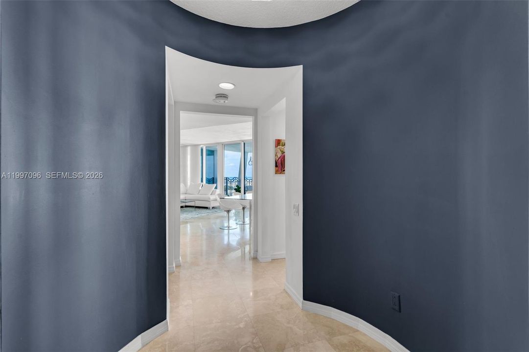 For Sale: $2,300,000 (2 beds, 2 baths, 1530 Square Feet)