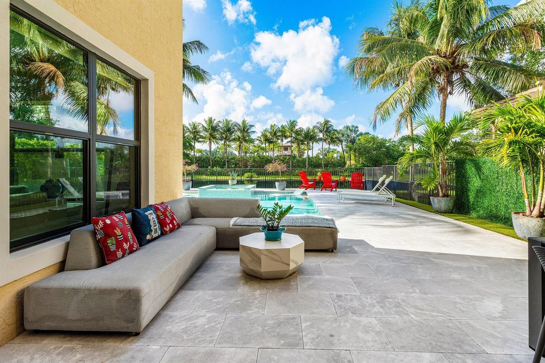 038-9349EdenRocCourt-DelrayBeach-FL-3344