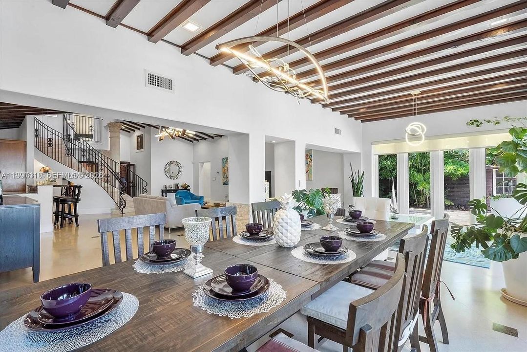В аренду: $17,500 (4 спален, 4 ванн, 3494 Квадратных фут)