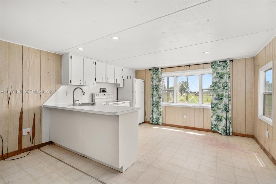 For Sale: $999,000 (5 beds, 3 baths, 0 Square Feet)