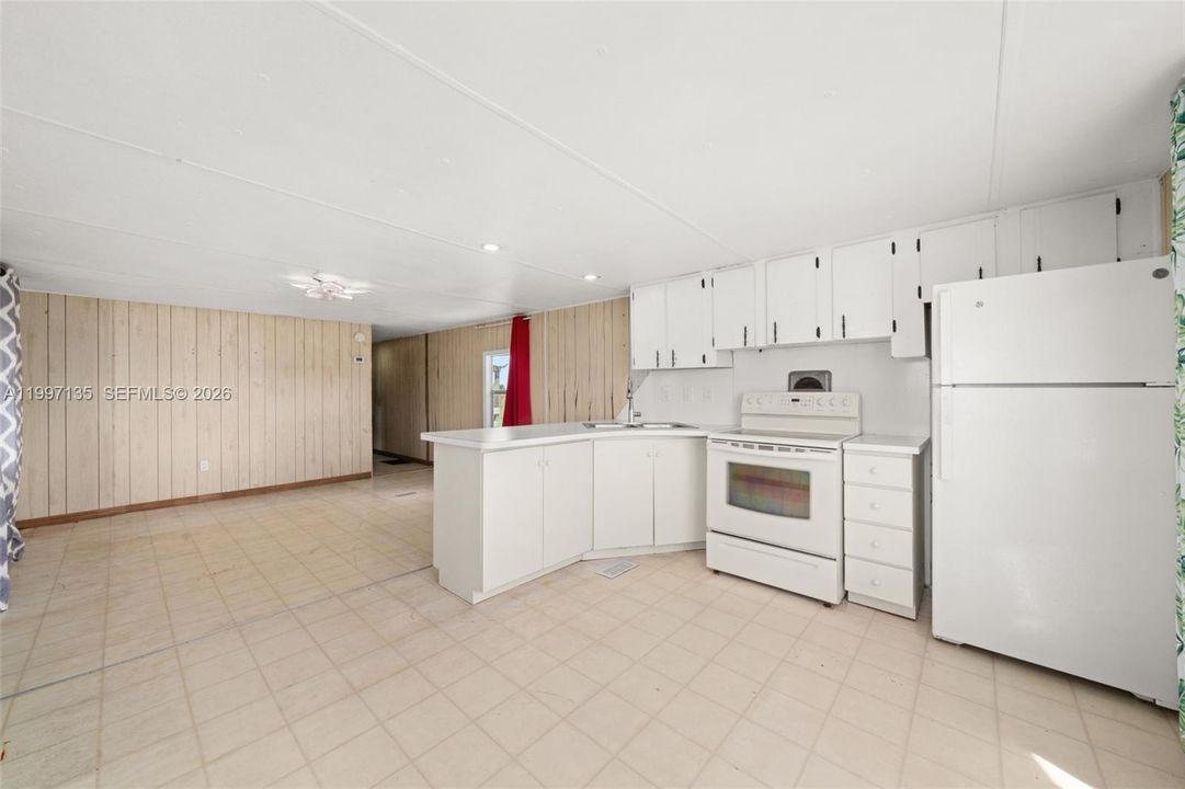 For Sale: $999,000 (5 beds, 3 baths, 0 Square Feet)