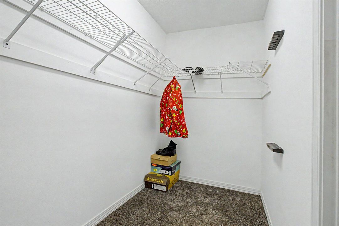 7327 Glidden Lane--28