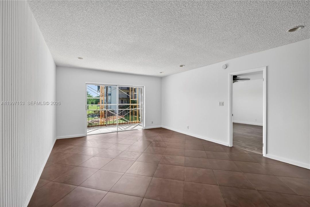 For Sale: $109,900 (3 beds, 2 baths, 1360 Square Feet)