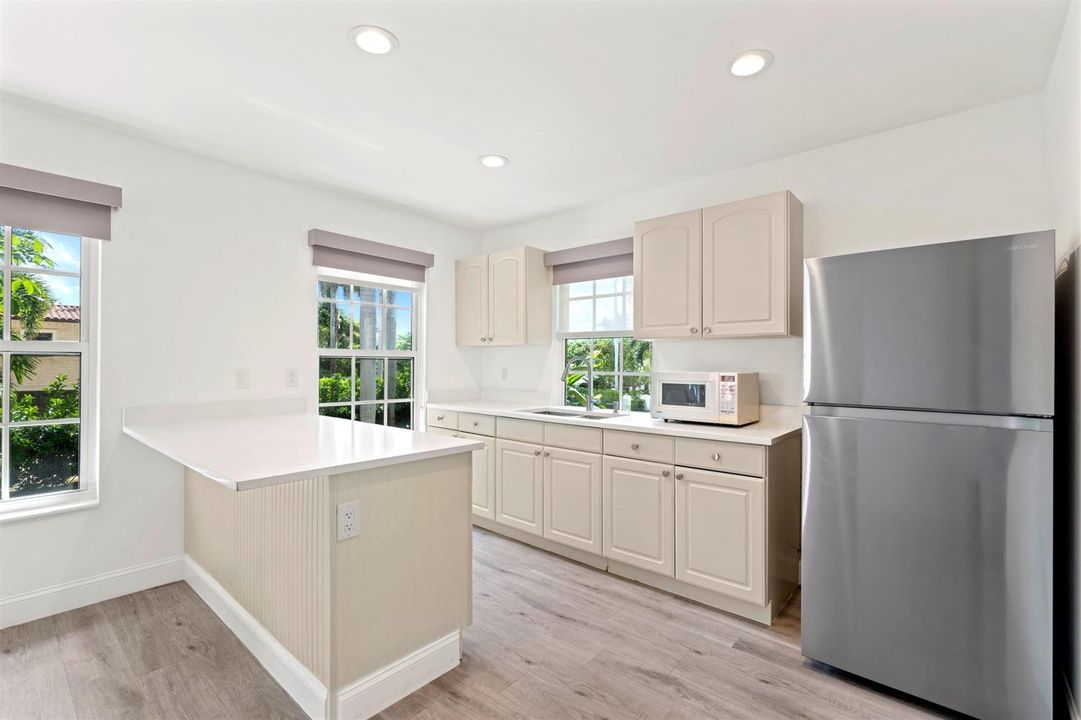 Apartment Kitchenette
