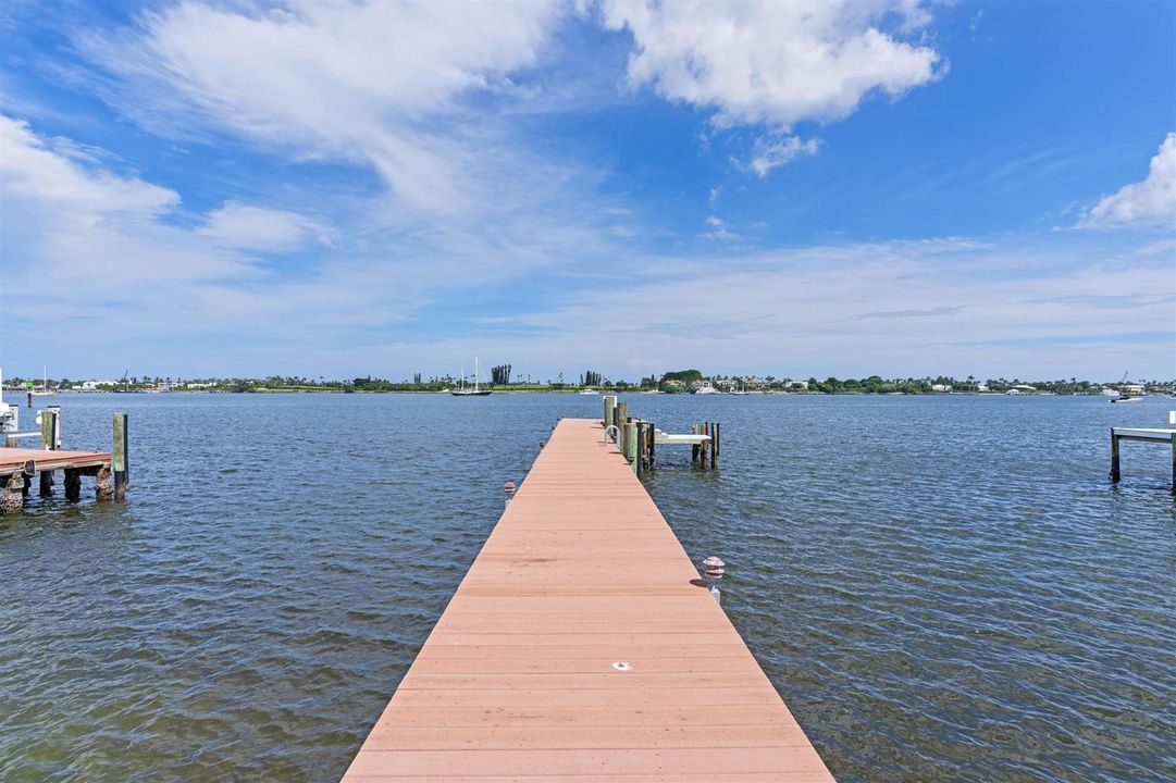 Dock