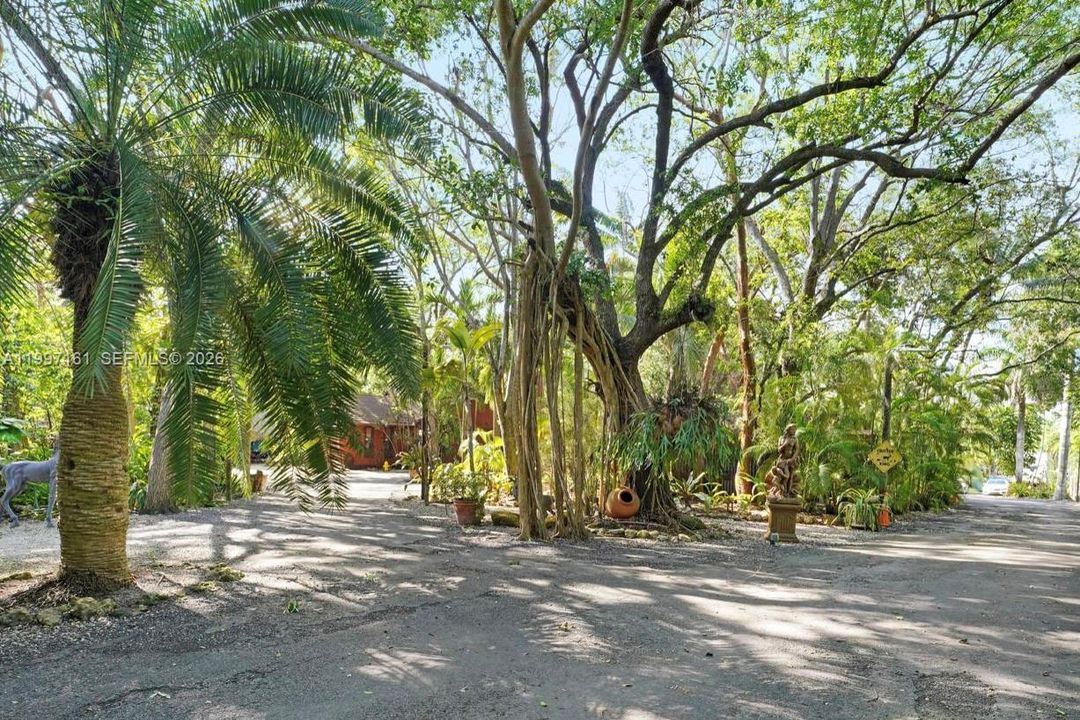 En Venta: $3,900,000 (5 camas, 3 baños, 3527 Pies cuadrados)