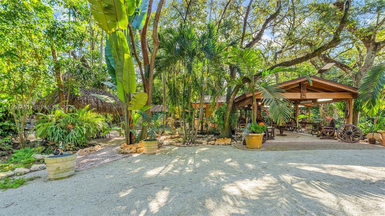 En Venta: $3,900,000 (5 camas, 3 baños, 3527 Pies cuadrados)