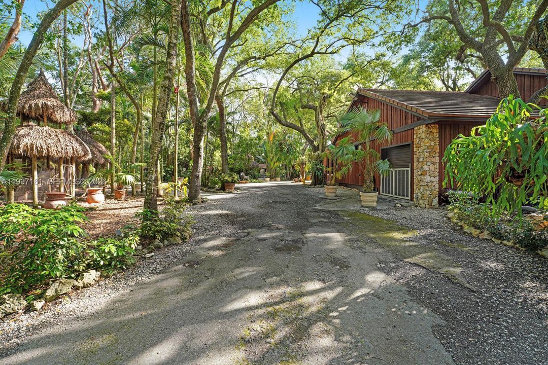 En Venta: $3,900,000 (5 camas, 3 baños, 3527 Pies cuadrados)