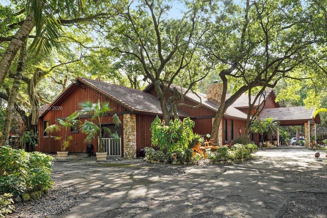 En Venta: $3,900,000 (5 camas, 3 baños, 3527 Pies cuadrados)