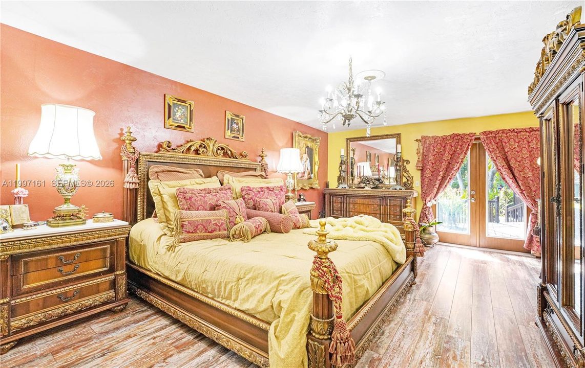 En Venta: $3,900,000 (5 camas, 3 baños, 3527 Pies cuadrados)