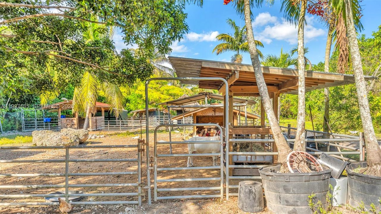En Venta: $3,900,000 (5 camas, 3 baños, 3527 Pies cuadrados)