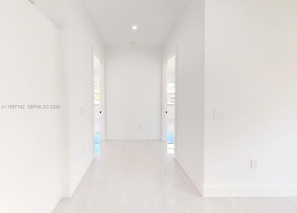 For Sale: $800,000 (4 beds, 3 baths, 2482 Square Feet)