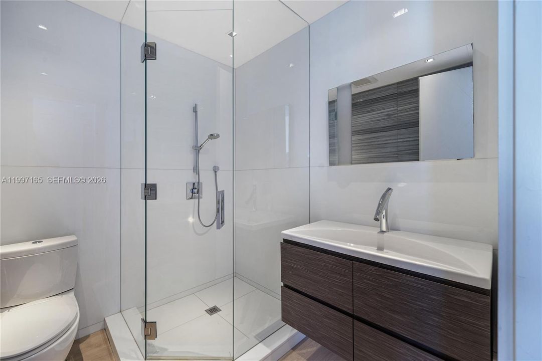 Active With Contract: $27,500 (4 beds, 4 baths, 3807 Square Feet)