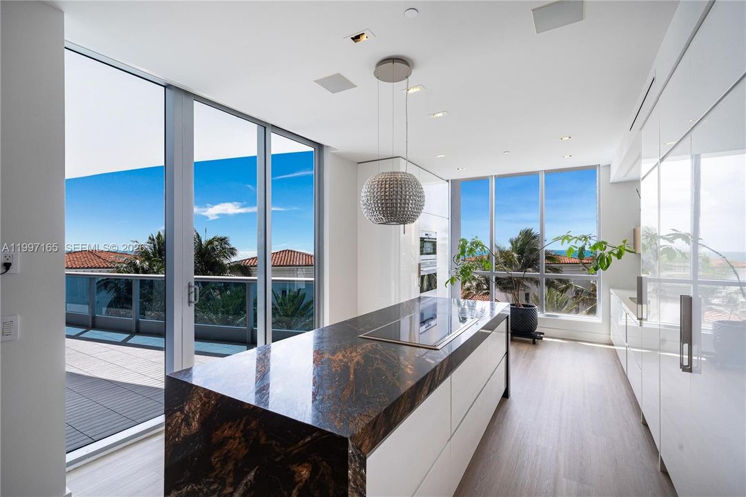 Active With Contract: $27,500 (4 beds, 4 baths, 3807 Square Feet)