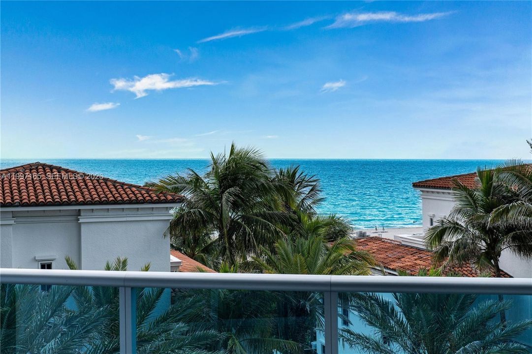 Active With Contract: $27,500 (4 beds, 4 baths, 3807 Square Feet)