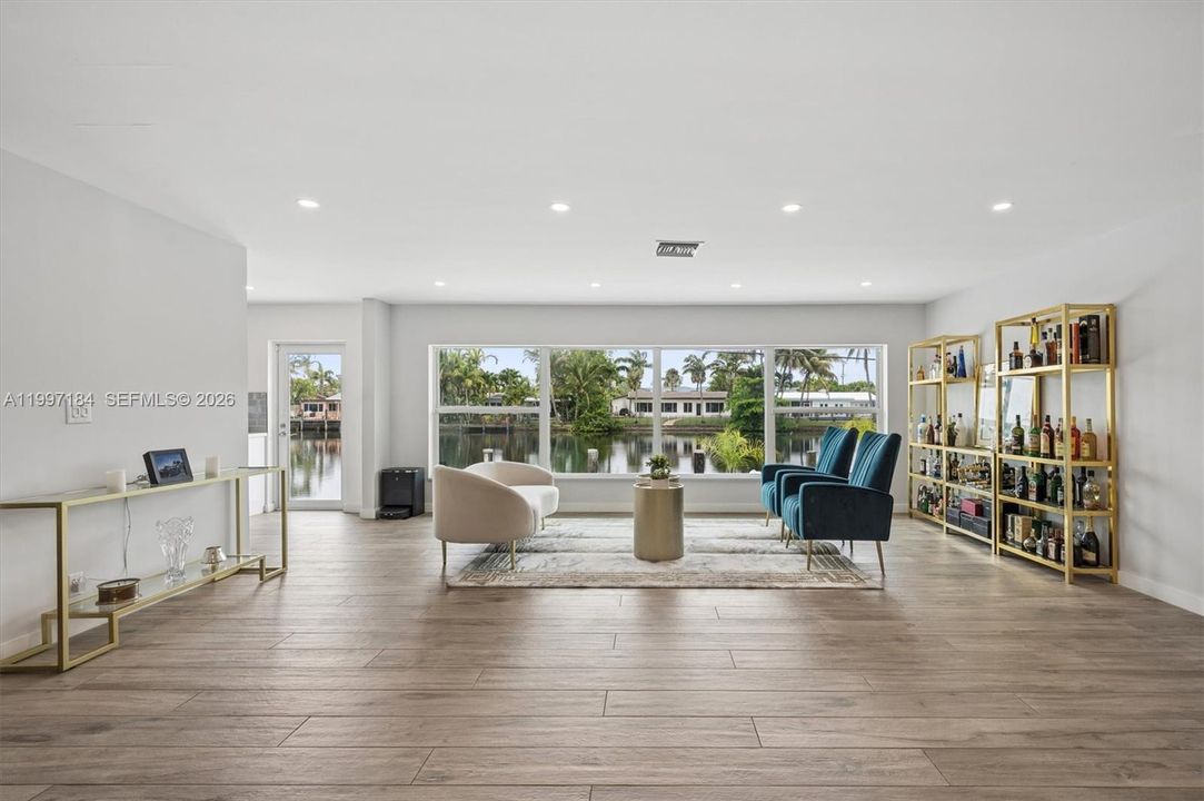 For Sale: $1,070,000 (4 beds, 3 baths, 2590 Square Feet)