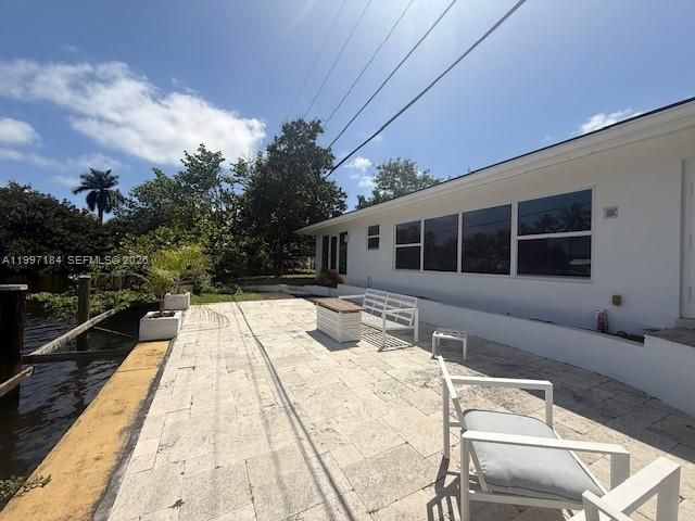 For Sale: $1,070,000 (4 beds, 3 baths, 2590 Square Feet)