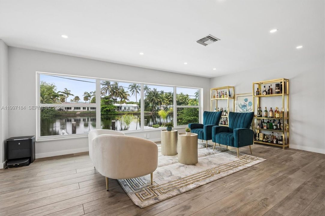 For Sale: $1,070,000 (4 beds, 3 baths, 2590 Square Feet)