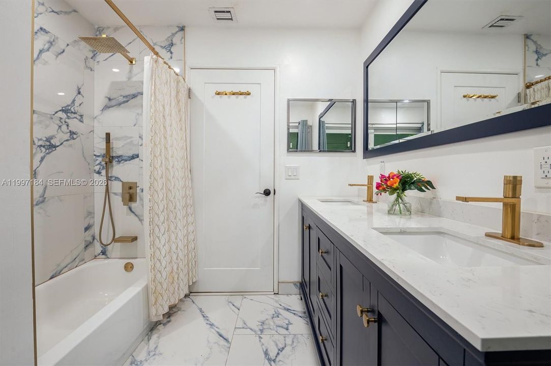 For Sale: $1,070,000 (4 beds, 3 baths, 2590 Square Feet)