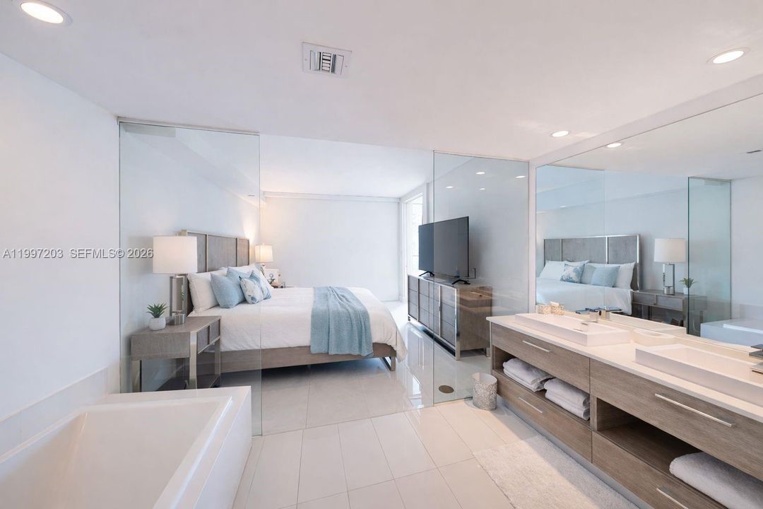 En Venta: $883,000 (2 camas, 3 baños, 1151 Pies cuadrados)